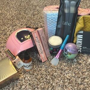 Pink LED Nail Lamp and Beauty Set